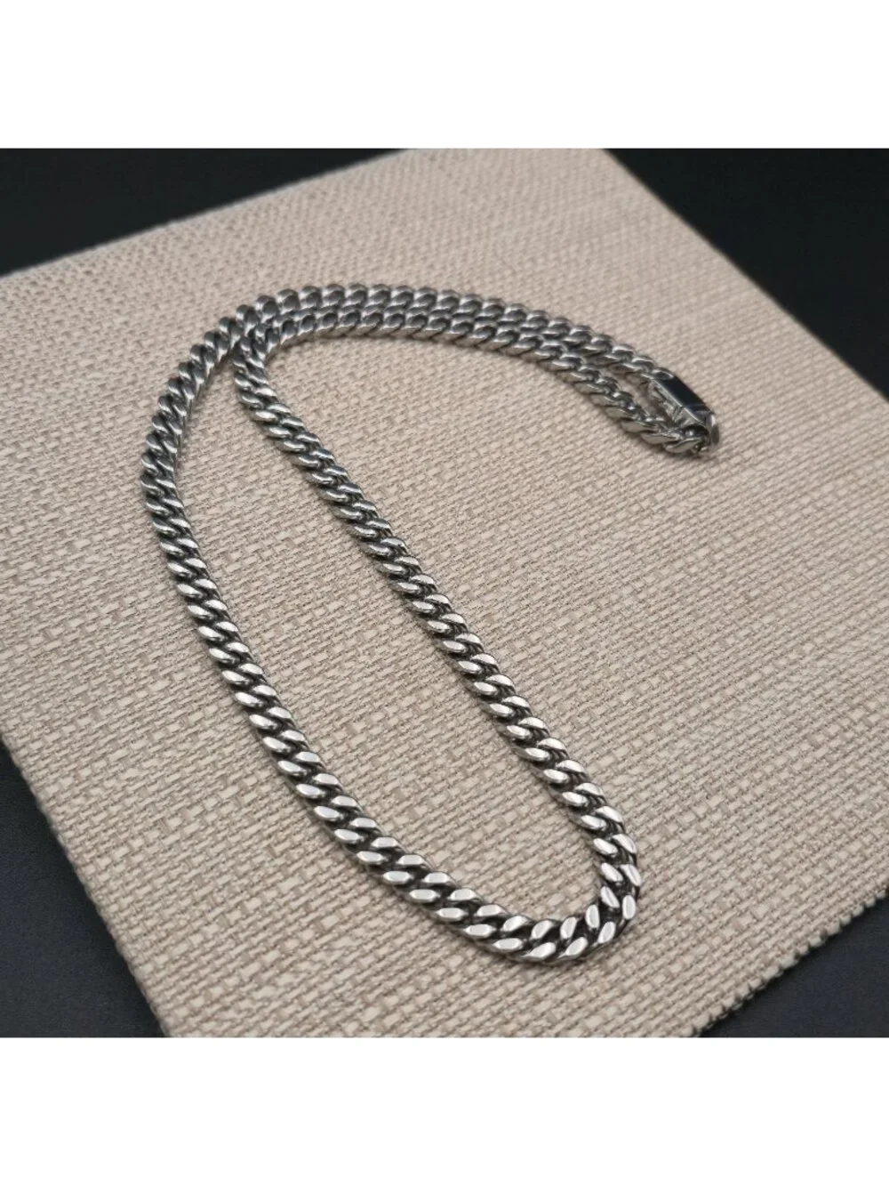 22 Inch Stainless Steel Miami Cuban Link Chain Necklace A8087